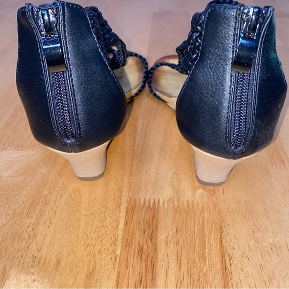 NWT PATRIZIA by Spring Steps Larunda Size 7 Black Wedges with Zipper Enclosures - Picture 9 of 10